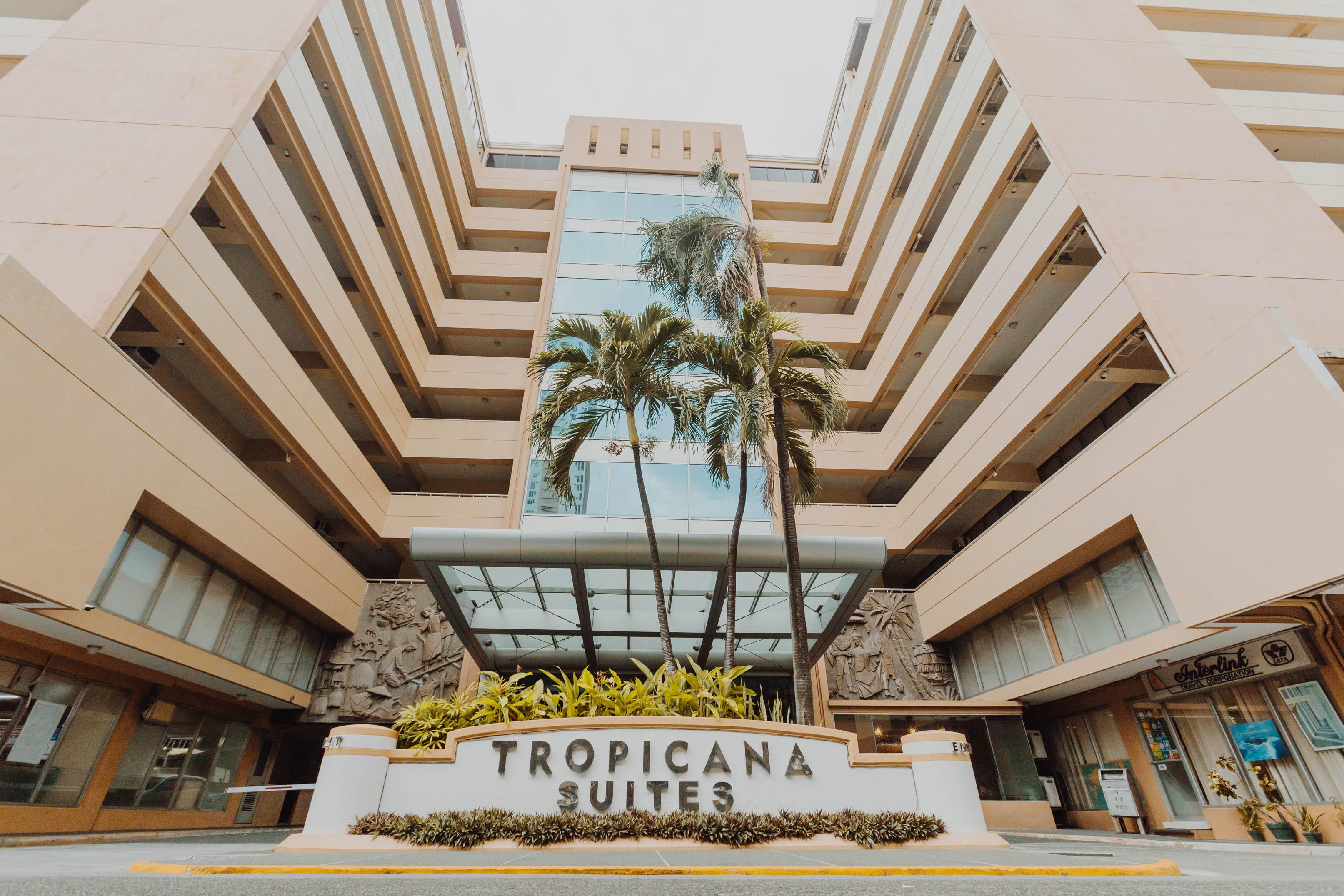 Tropicana Suites Манила Экстерьер фото