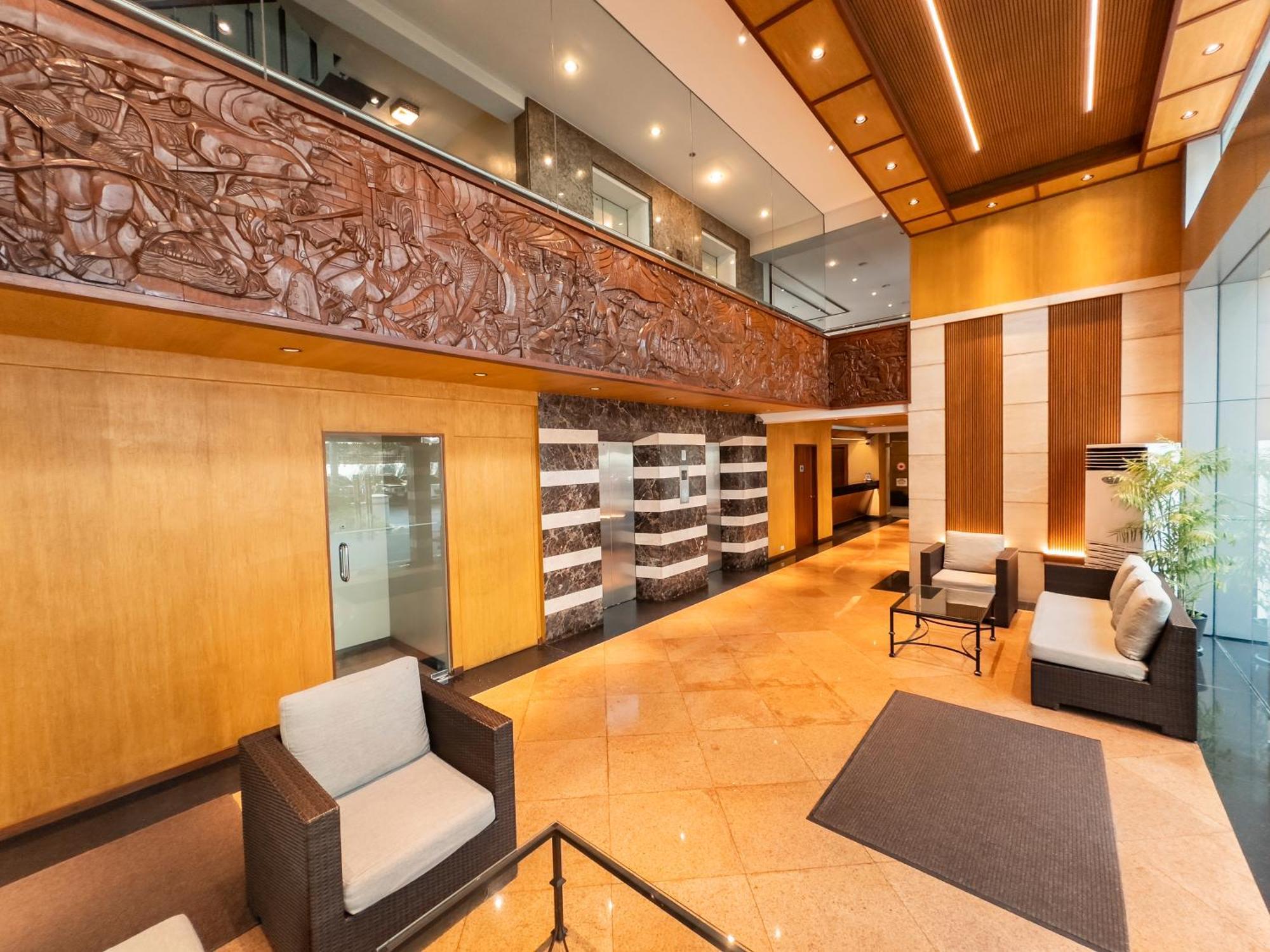 Tropicana Suites Манила Экстерьер фото