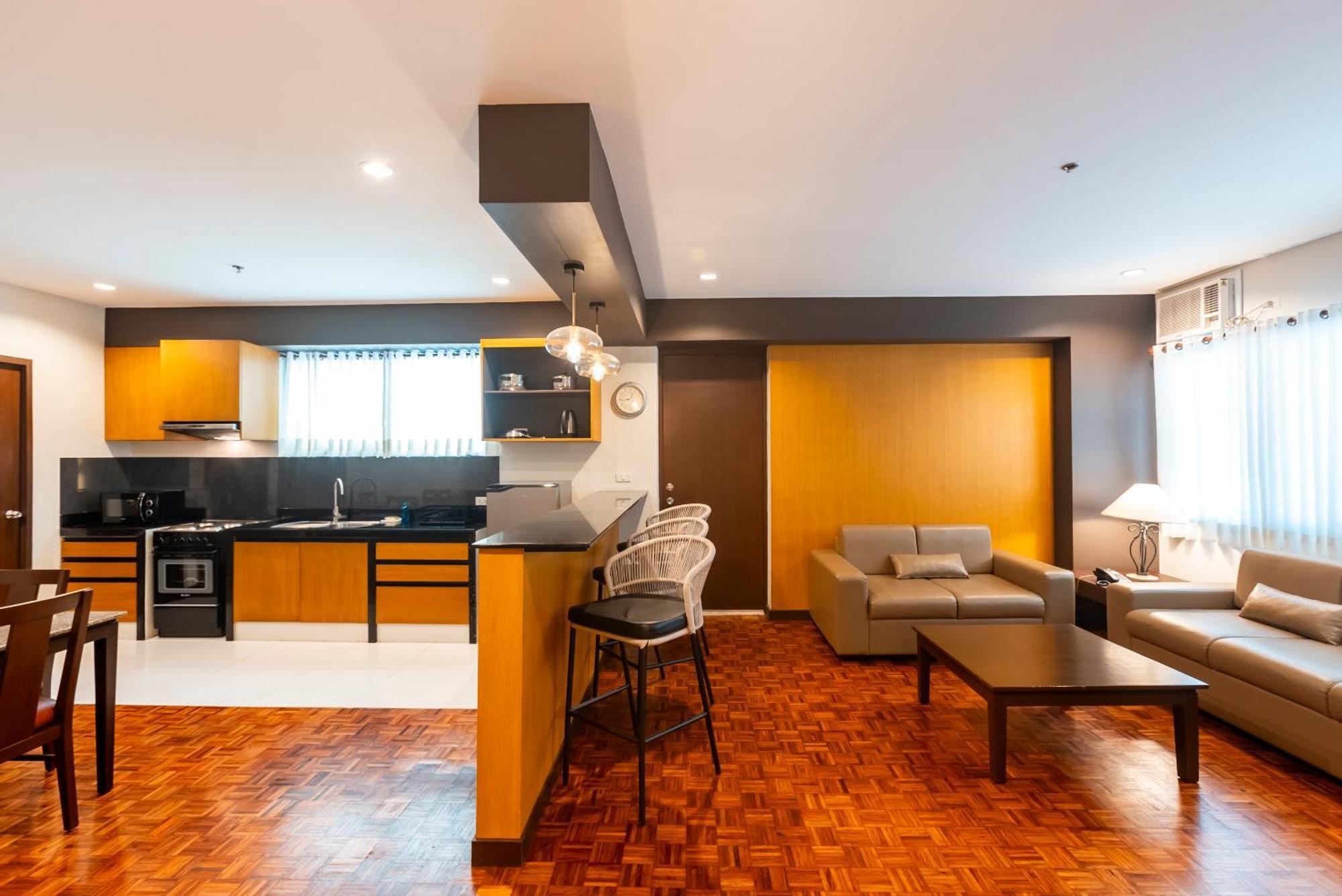 Tropicana Suites Манила Номер фото