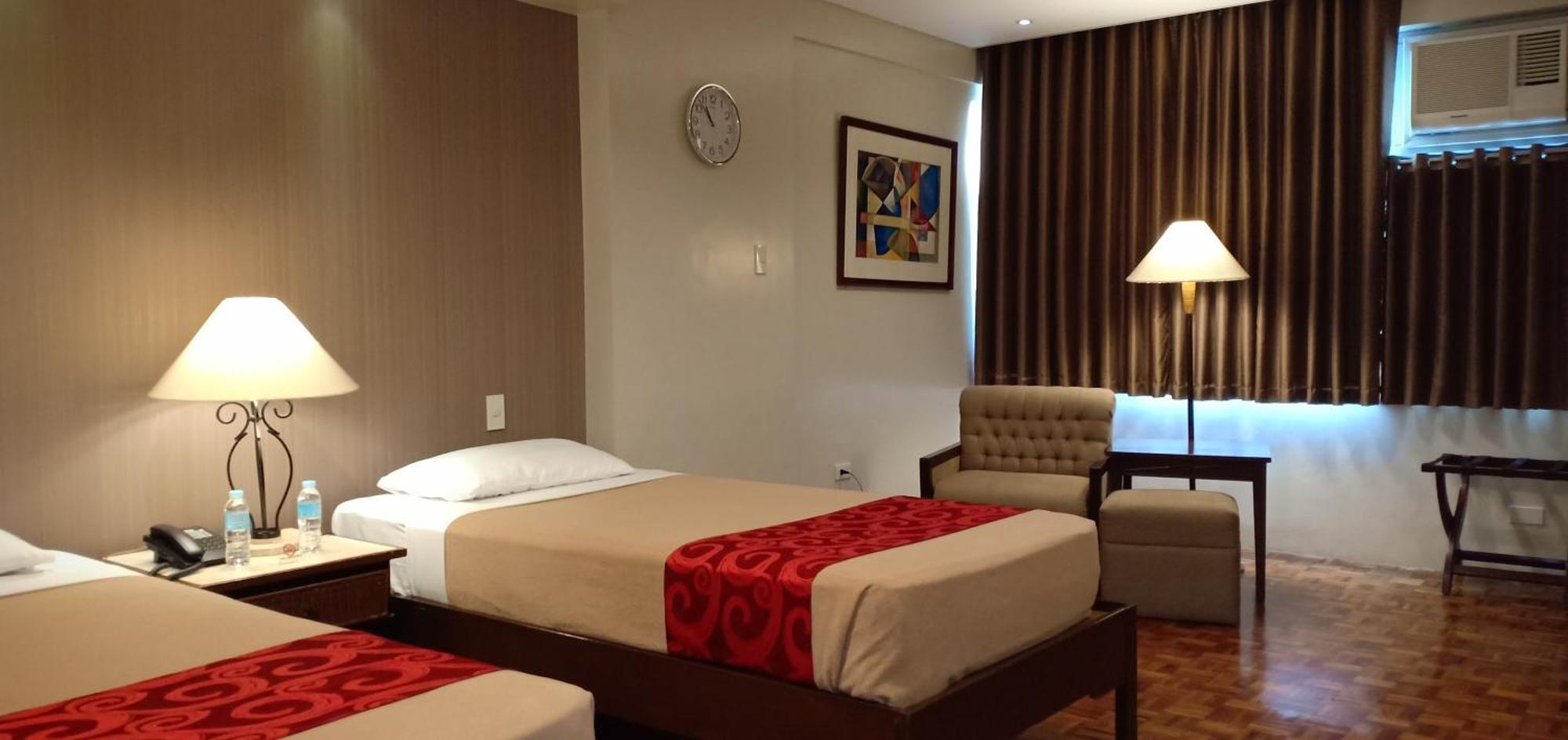 Tropicana Suites Манила Экстерьер фото